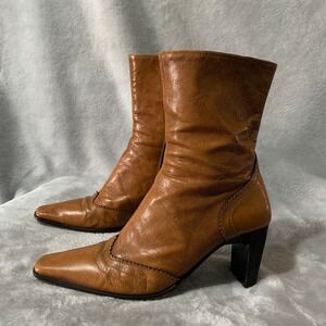 Cordani Brown Leather Wingtip Square Toe Block Heel Boots EU 37 6.5 Italy Made
